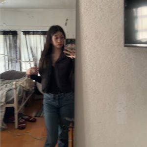 Meet your Posher, Makela